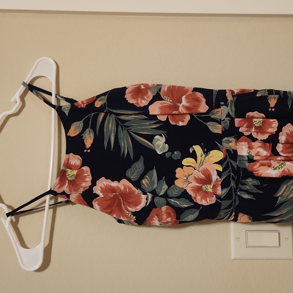 HOLLISTER flower jumpsuit